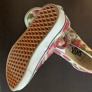 Girls flower vans